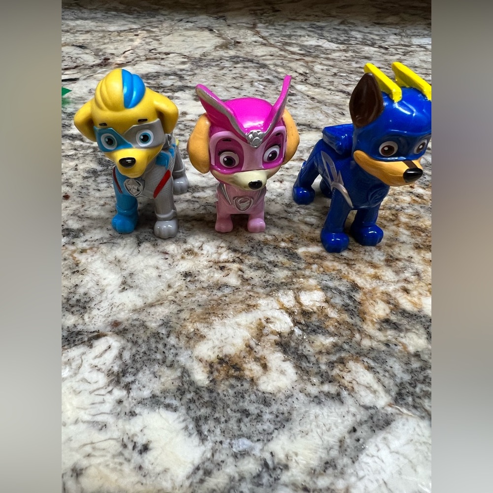 Paw Patrol Mighty Pups figures